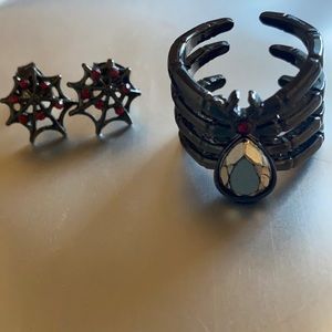 Finger cuff ring & spiderweb earring Set